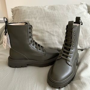 Brand new leather boots, with tags. Size EU 38